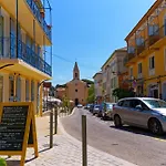 Gielac Avec Terrasse Pour 2 Personnes A Giens Апартаменты