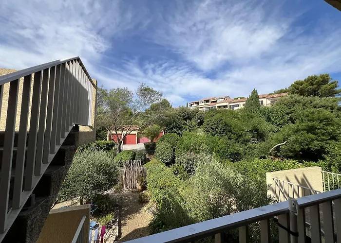 شقة Gielac Avec Terrasse Pour 2 Personnes A Giens Hyères