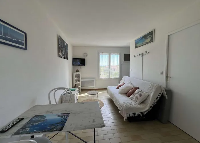 شقة Gielac Avec Terrasse Pour 2 Personnes A Giens *